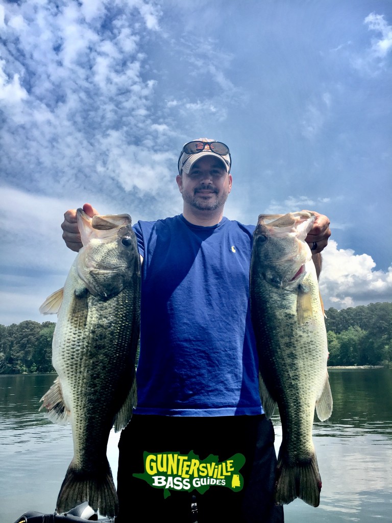 GUNTERSVILLE BASS GUIDES