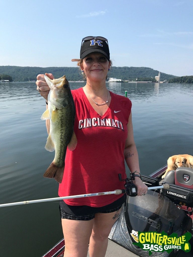 GUNTERSVILLE BASS FISHING GUIDES
