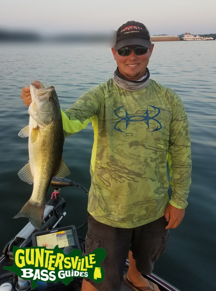 GUNTERSVILLE BASS FISHING GUIDES