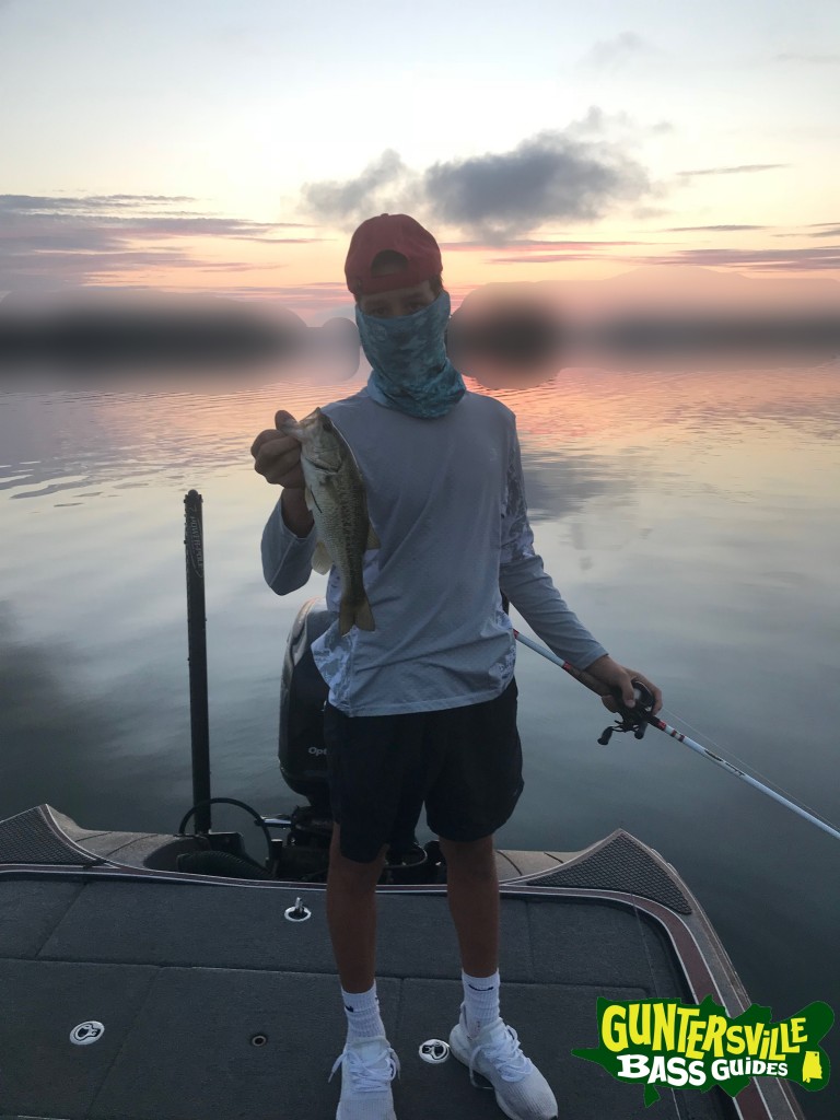 GUNTERSVILLE BASS GUIDES