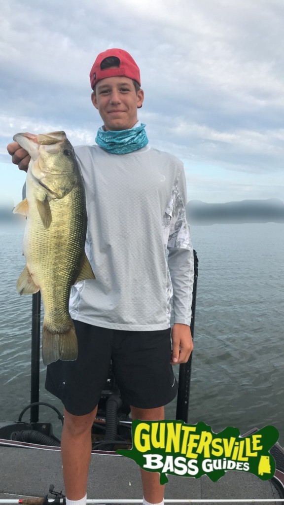 GUNTERSVILLE BASS GUIDES