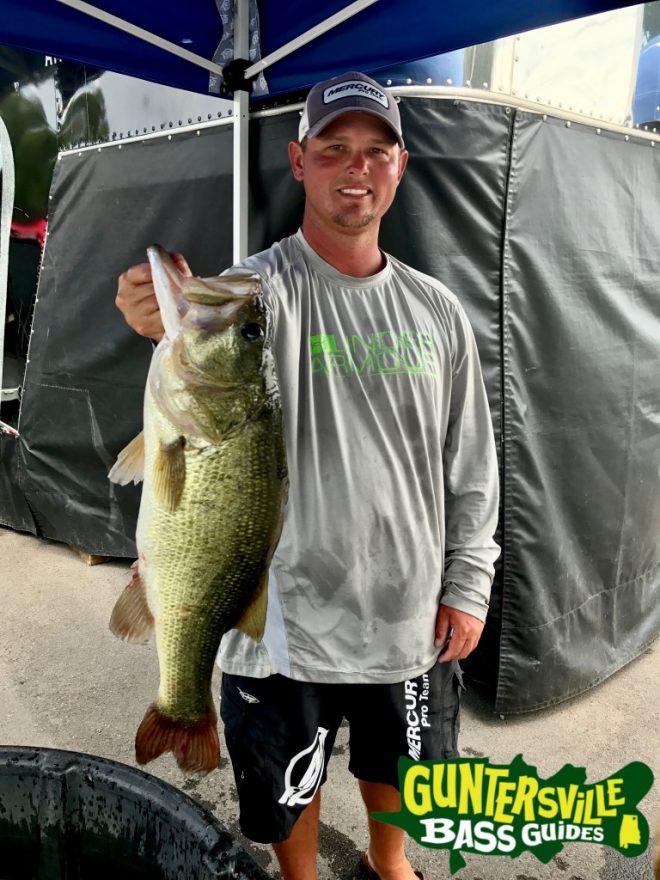 Guntersville Bass Fishing Guides