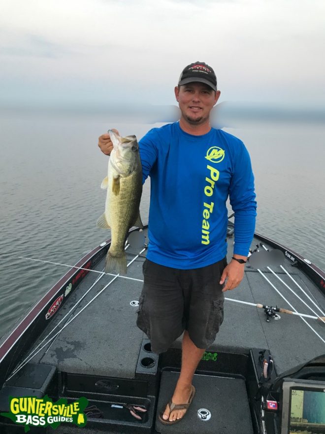 GUNTERSVILLE BASS FISHING GUIDES