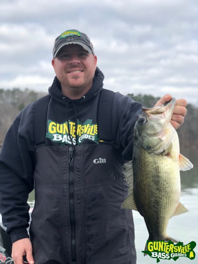 Guntersville bass guides
