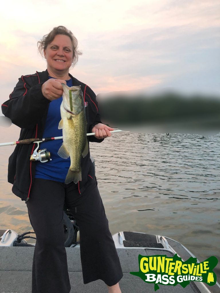 GUNTERSVILLE BASS GUIDES