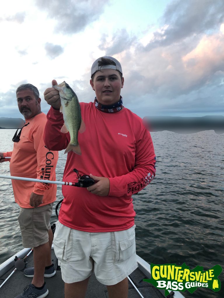 GUNTERSVILLE BASS GUIDES