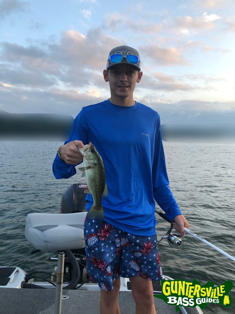 GUNTERSVILLE BASS GUIDES