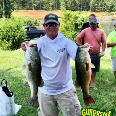 GUNTERSVILLE BASS GUIDES