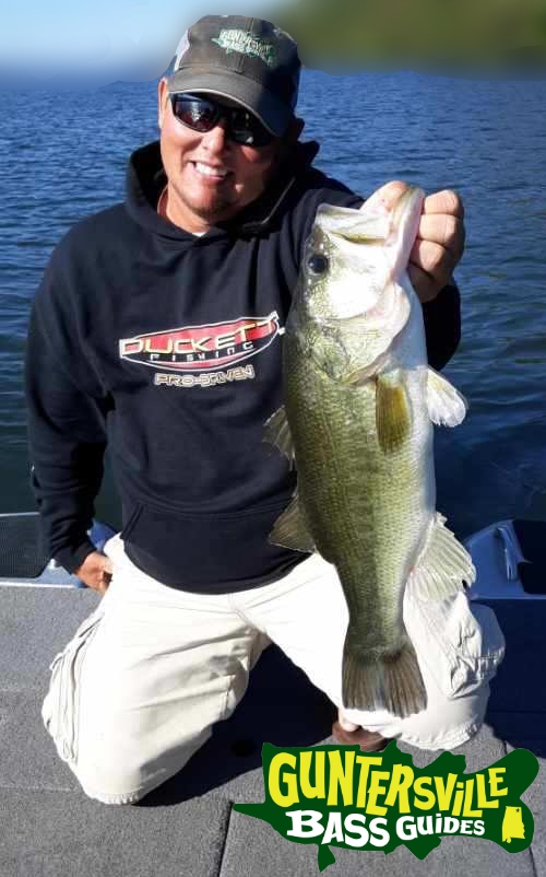 GUNTERSVILLE BASS GUIDES