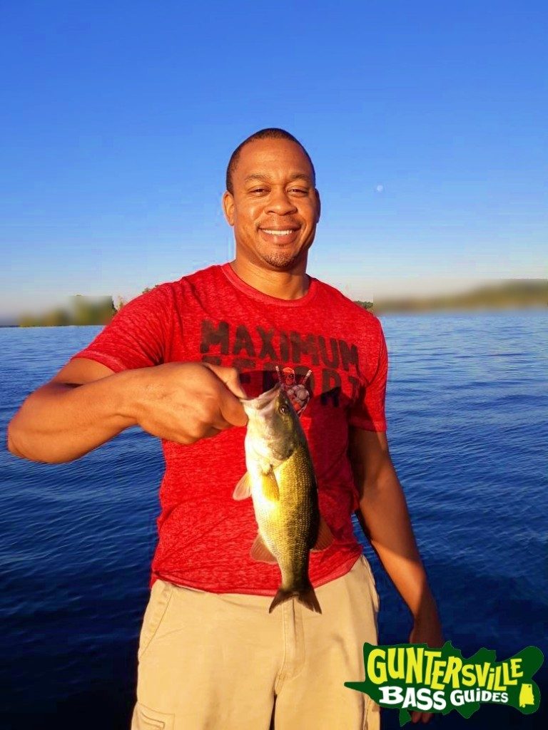 GUNTERSVILLE BASS GUIDES