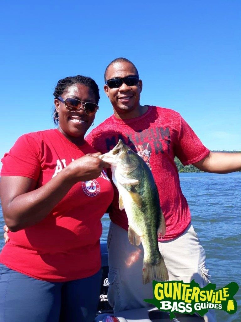 GUNTERSVILLE BASS GUIDES