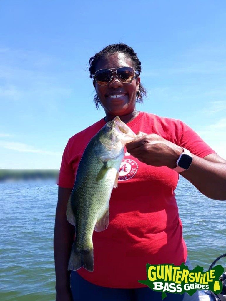 GUNTERSVILLE BASS GUIDES