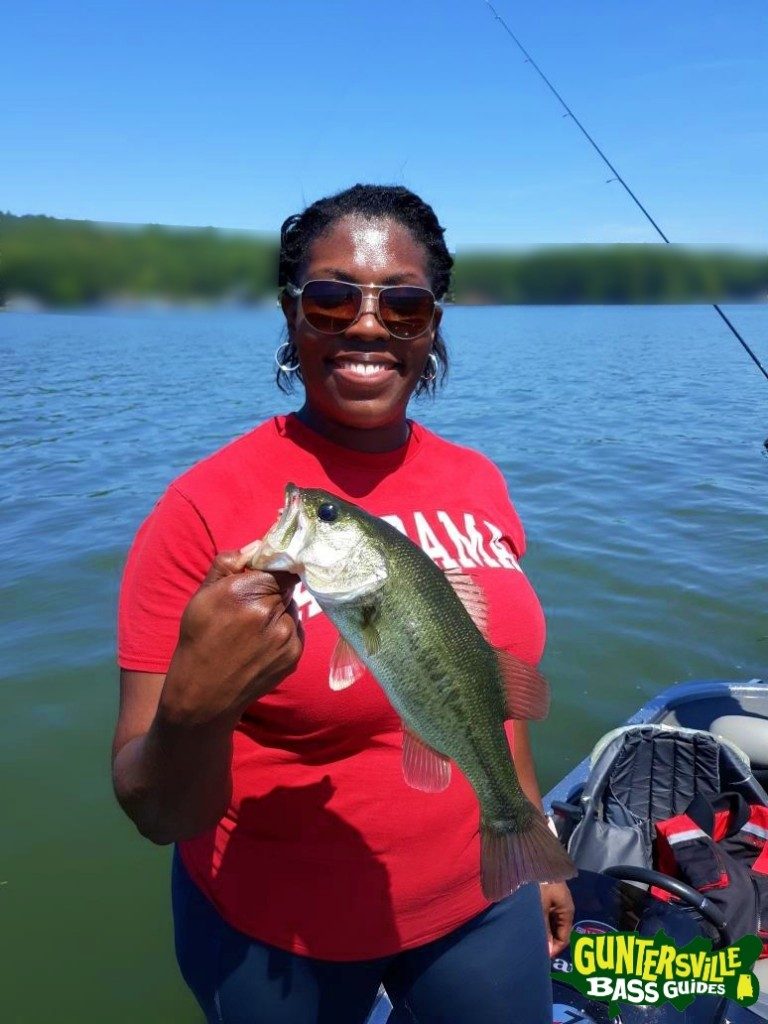 GUNTERSVILLE BASS GUIDES