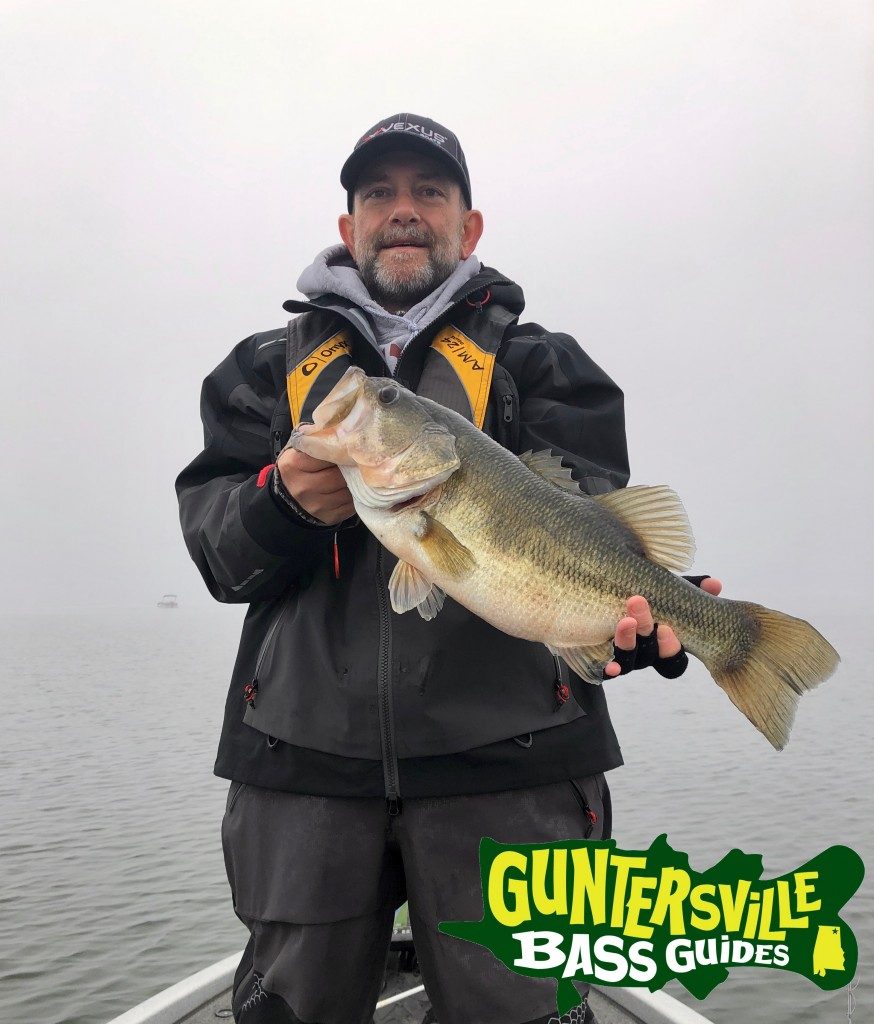 GUNTERSVILLE BASS GUIDES