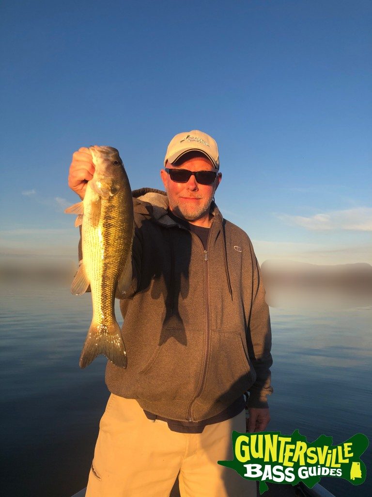 GUNTERSVILLE BASS GUIDES