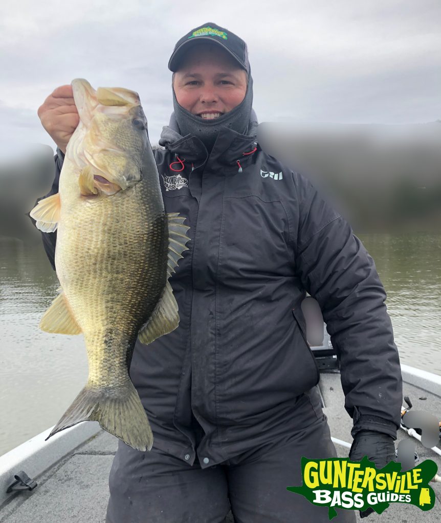 GUNTERSVILLE BASS GUIDES