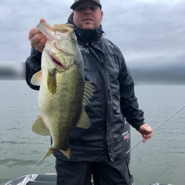 GUNTERSVILLE BASS GUIDES