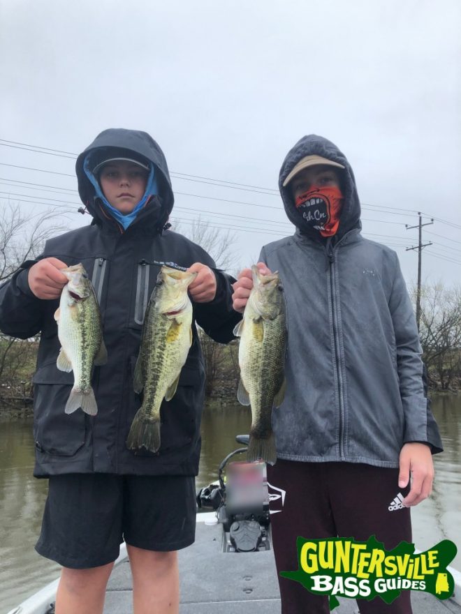 GUNTERSVILLE BASS GUIDES