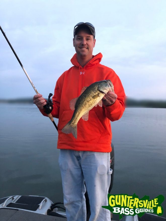 GUNTERSVILLE BASS GUIDES SPRING TIME FISHING