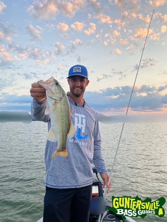 GUNTERSVILLE BASS GUIDES