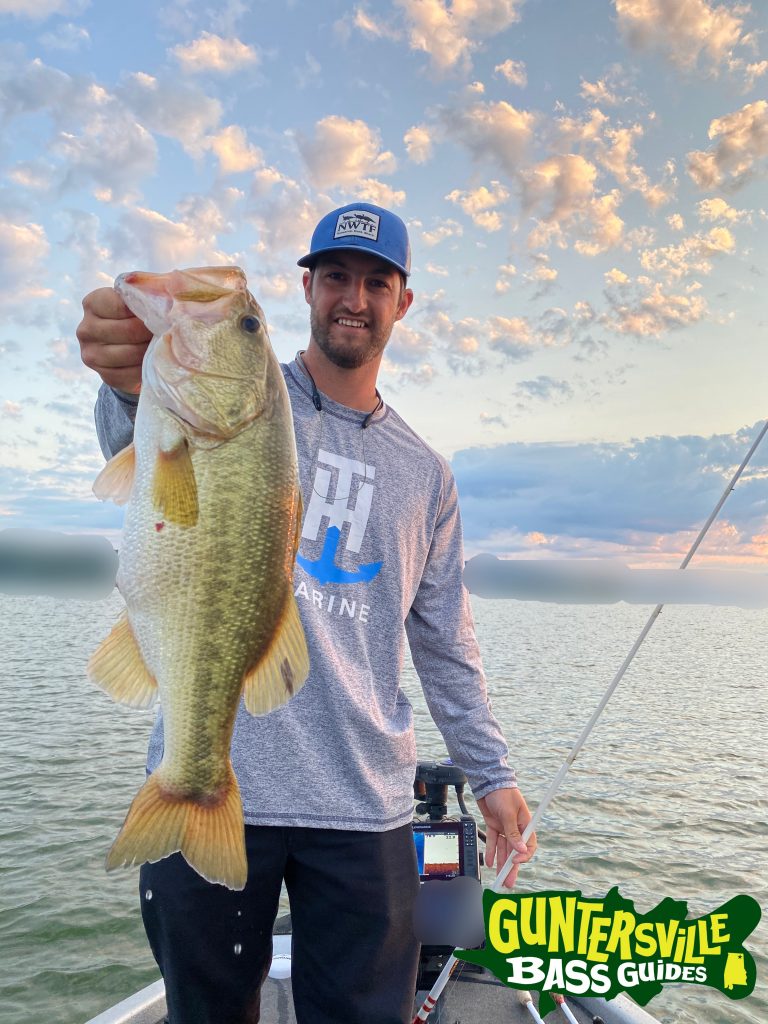 GUNTERSVILLE BASS GUIDES
