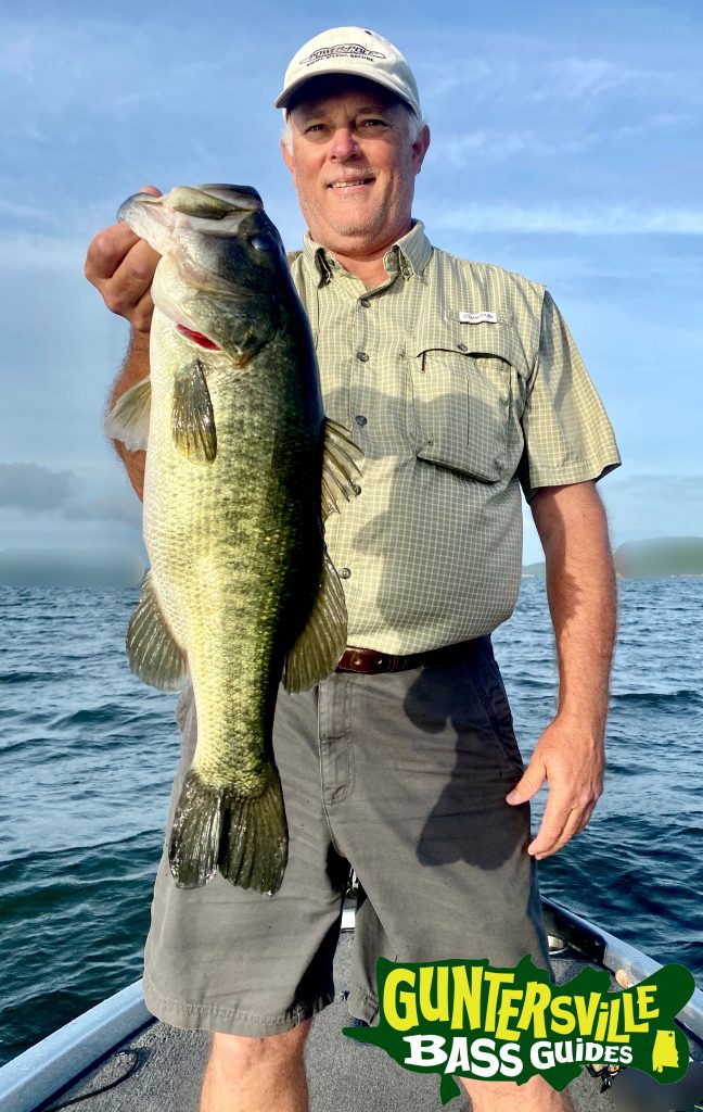 GUNTERSVILLE BASS GUIDES