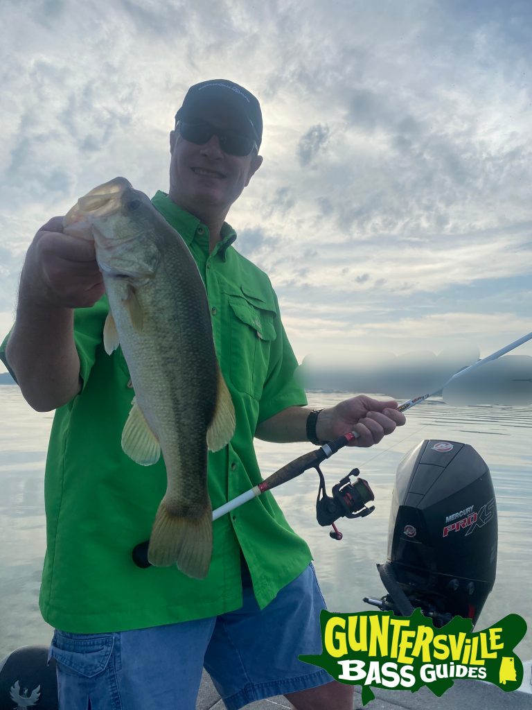 GUNTERSVILLE BASS GUIDES