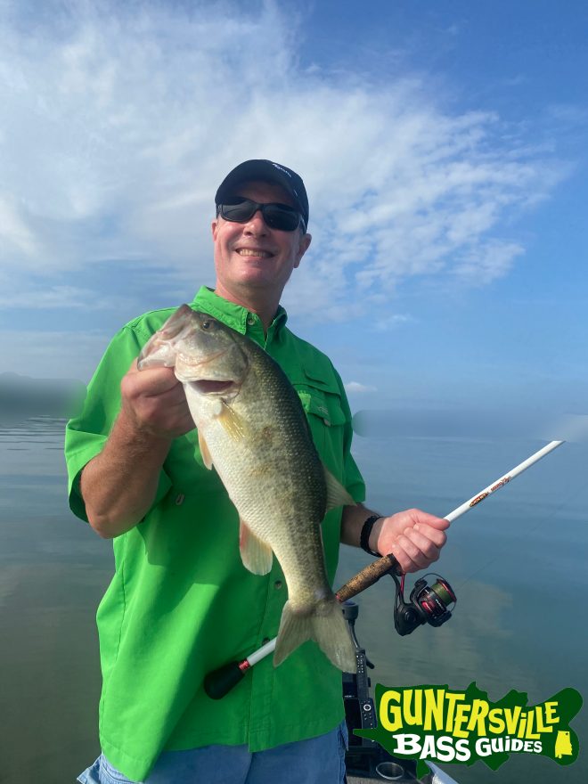 GUNTERSVILLE BASS GUIDES