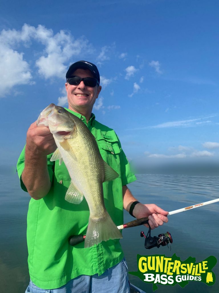 GUNTERSVILLE BASS GUIDES
