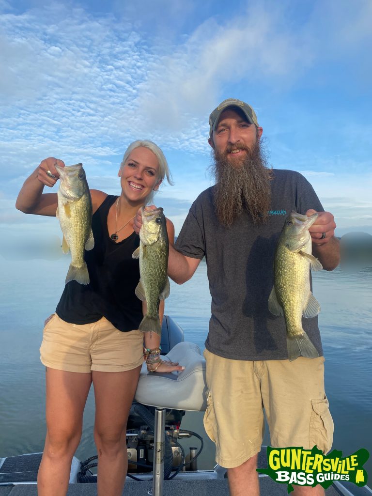 GUNTERSVILLE BASS GUIDES