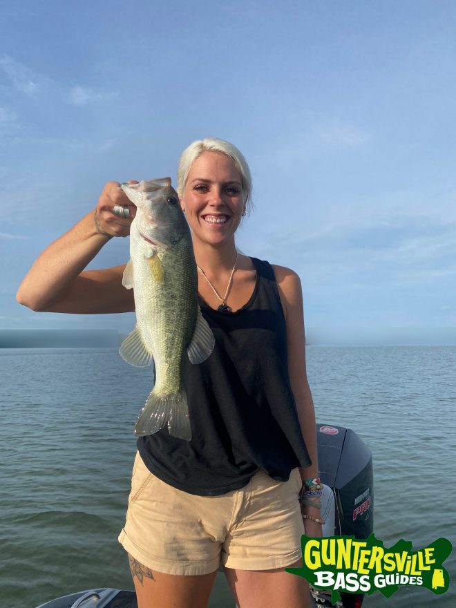 GUNTERSVILLE BASS GUIDES