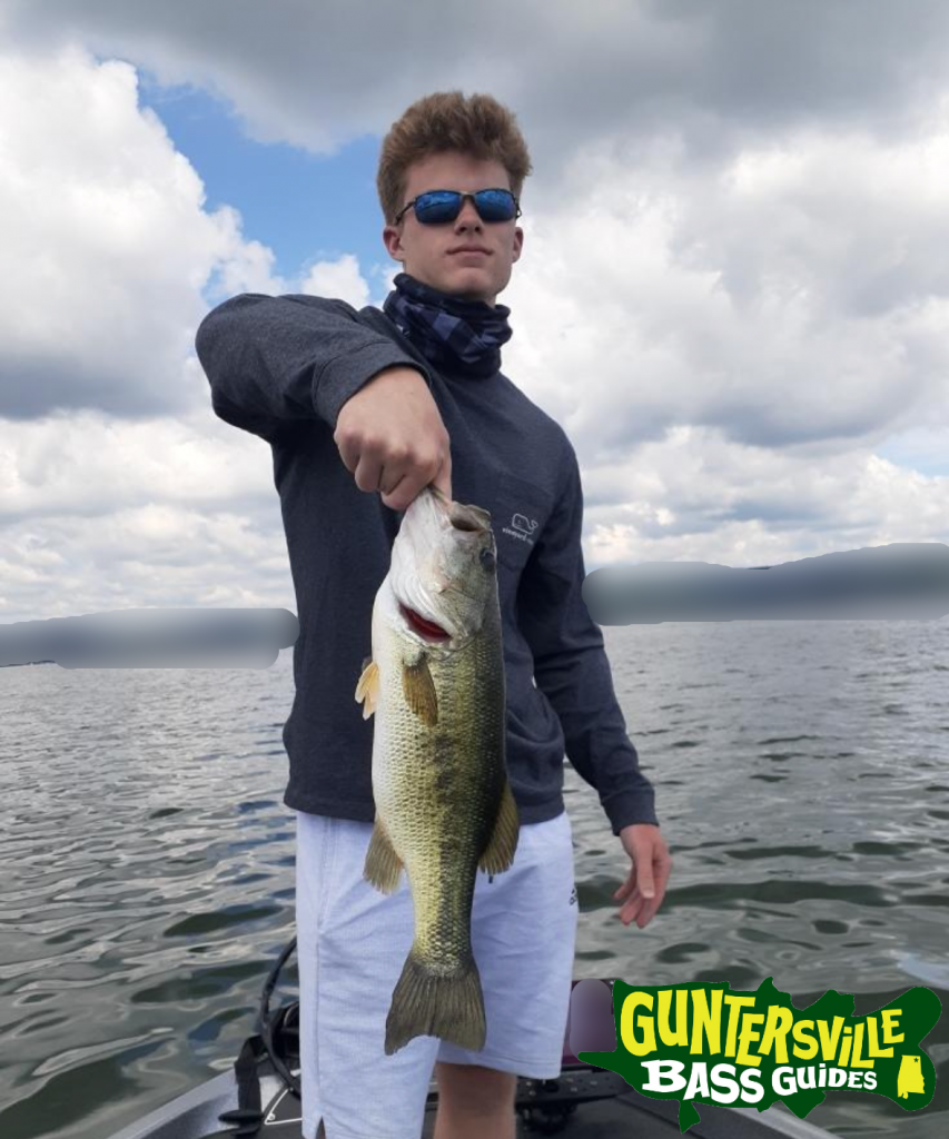 GUNTERSVILLE BASS GUIDES