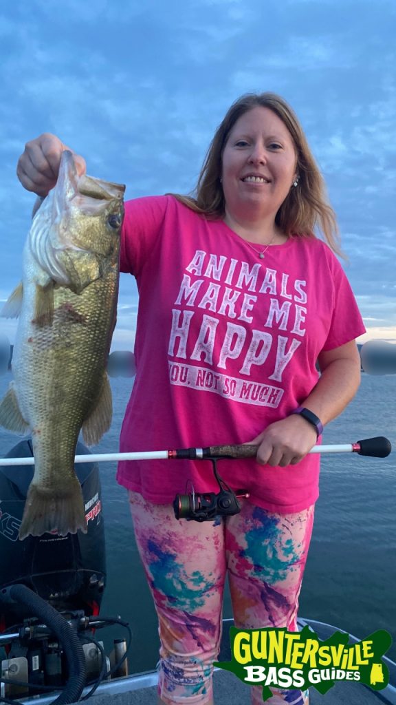 GUNTERSVILLE BASS GUIDES
