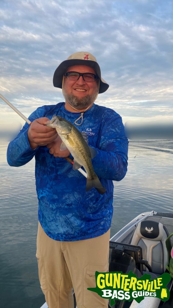 GUNTERSVILLE BASS GUIDES