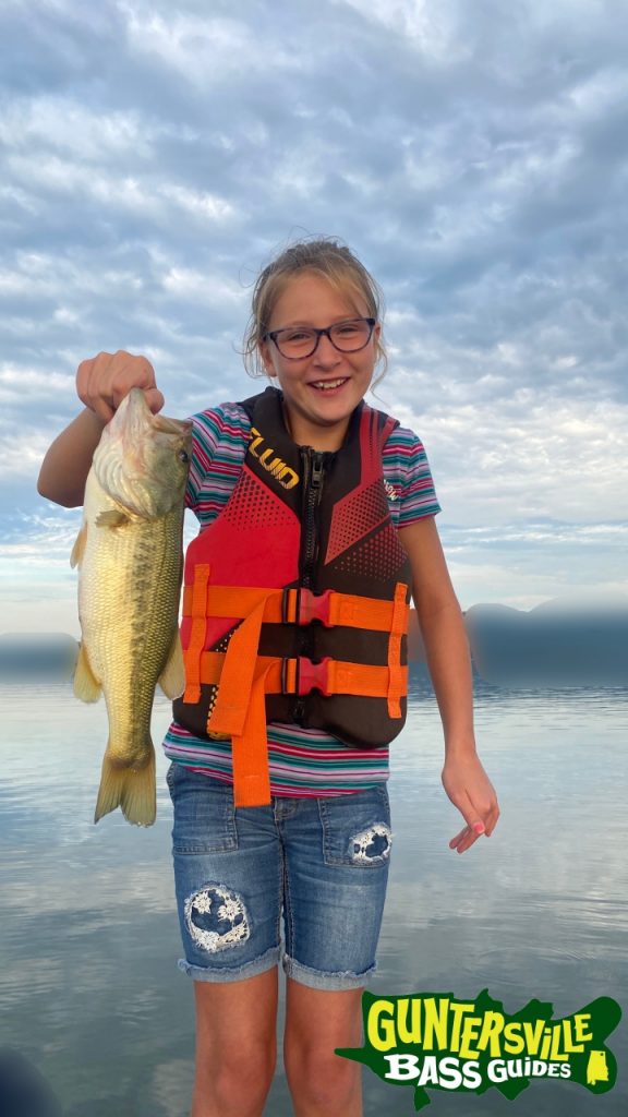 GUNTERSVILLE BASS GUIDES