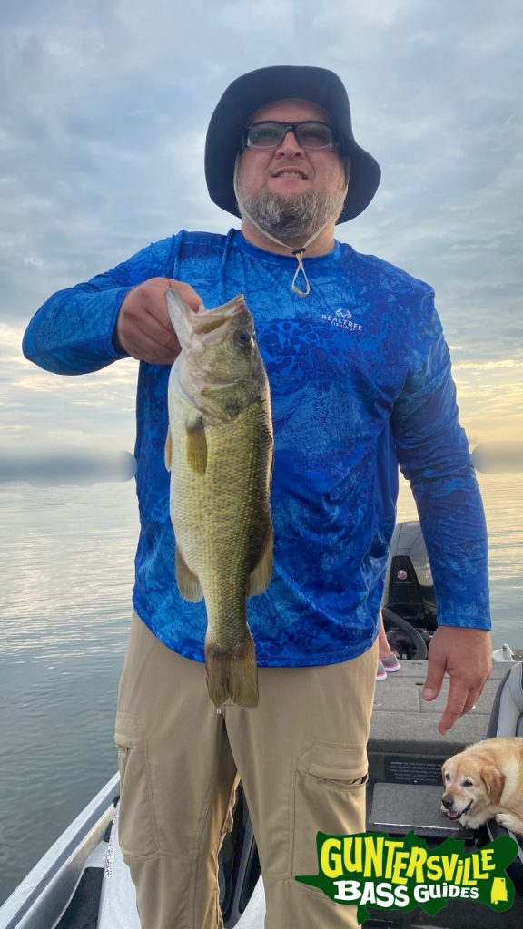 GUNTERSVILLE BASS GUIDES