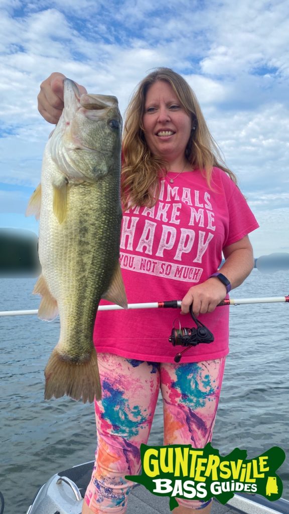 GUNTERSVILLE BASS GUIDES
