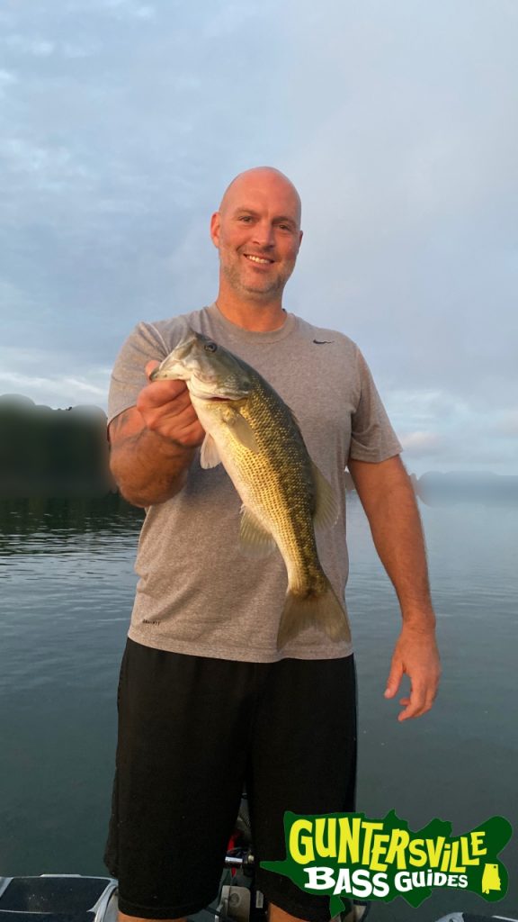 GUNTERSVILLE BASS GUIDES