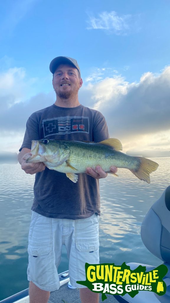 GUNTERSVILLE BASS GUIDES