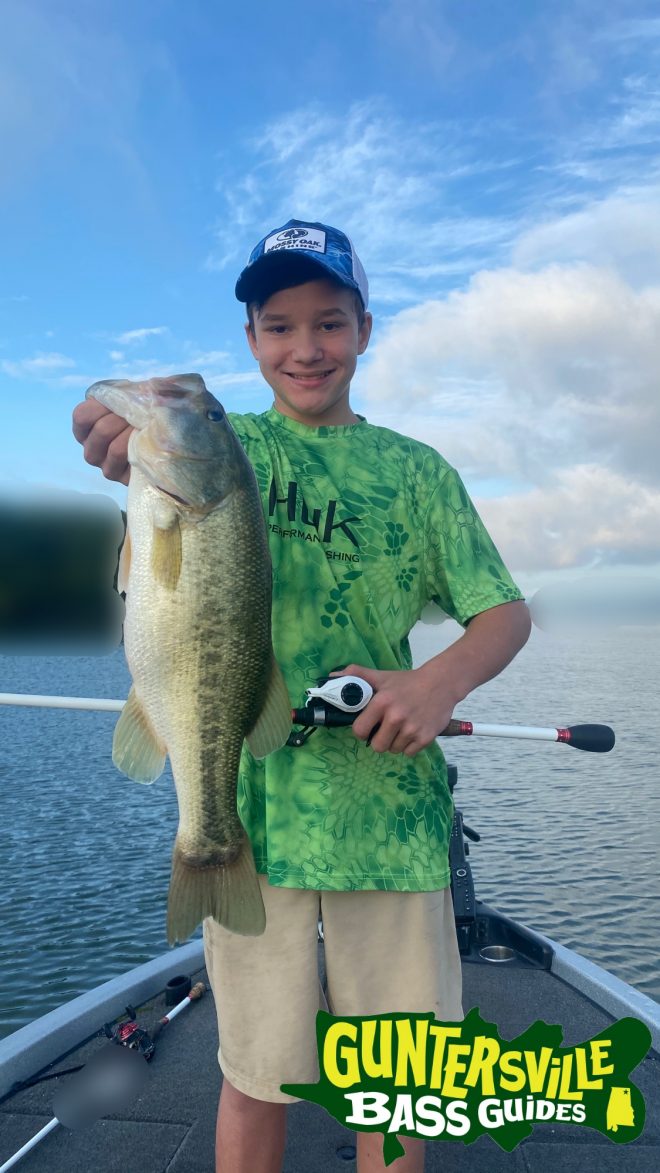 GUNTERSVILLE BASS GUIDES