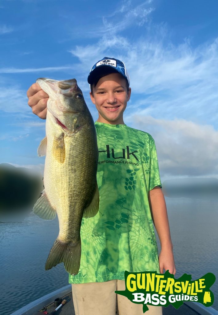 GUNTERSVILLE BASS GUIDES