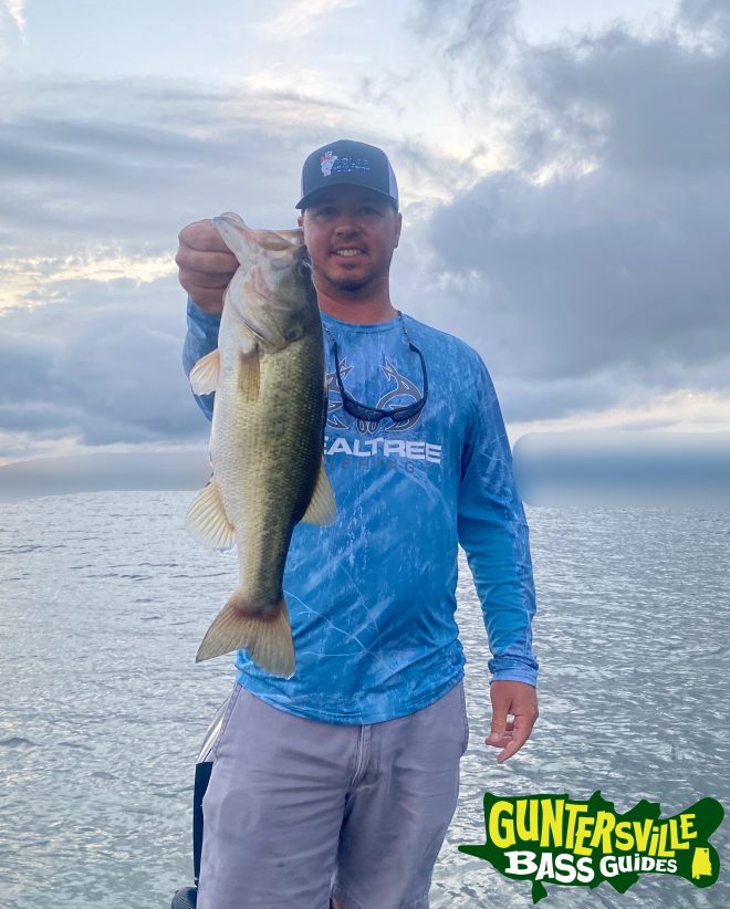 GUNTERSVILLE BASS GUIDES