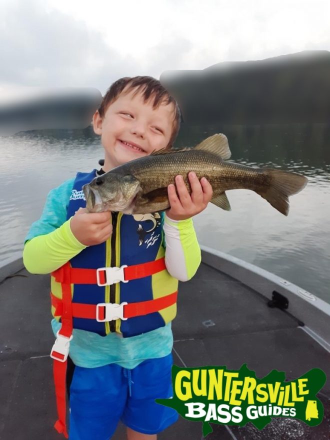 GUNTERSVILLE BASS GUIDES