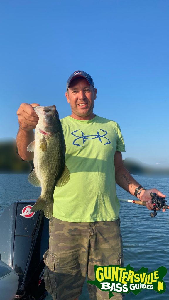 GUNTERSVILLE BASS GUIDES