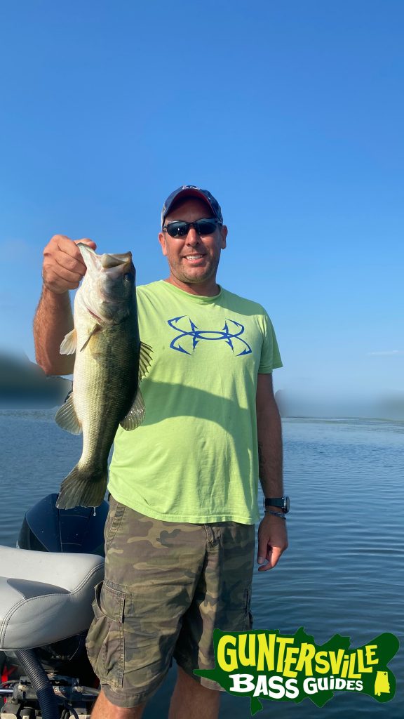 GUNTERSVILLE BASS GUIDES