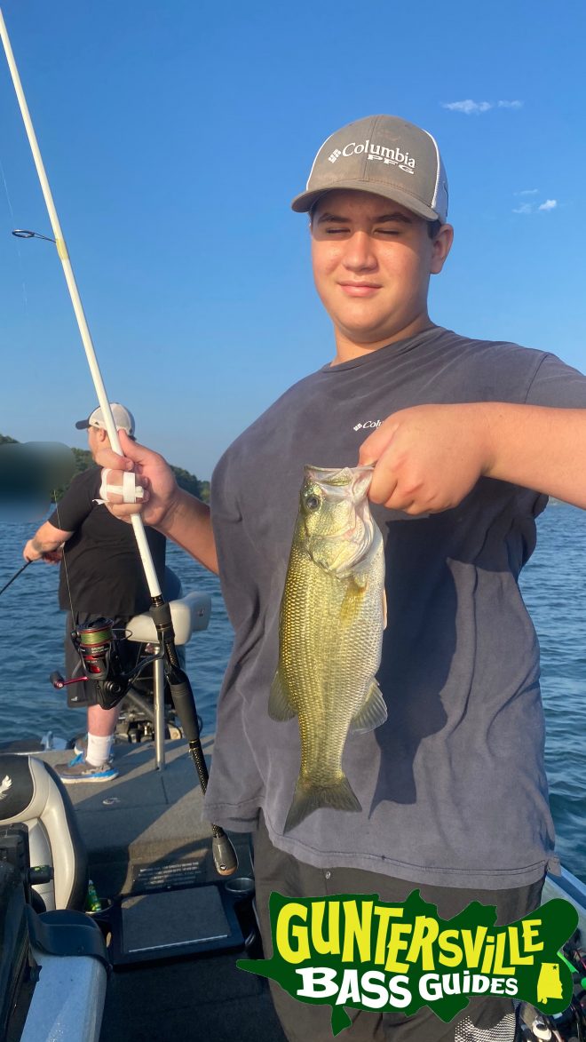 GUNTERSVILLE BASS GUIDES