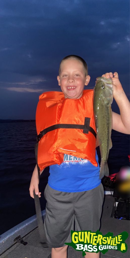 GUNTERSVILLE BASS GUIDES