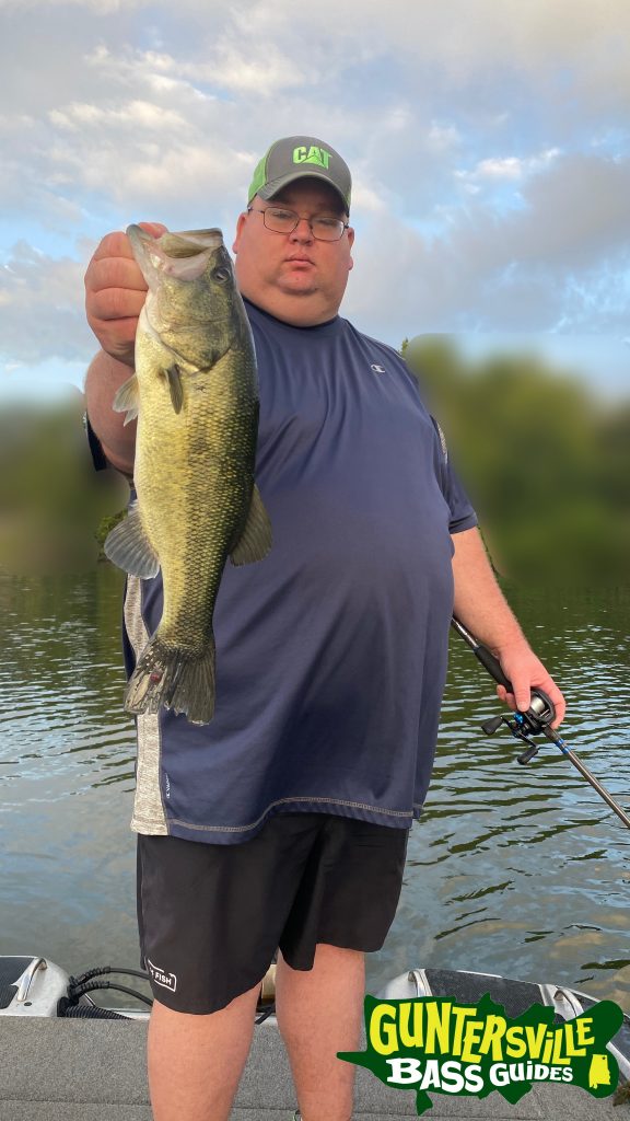 GUNTERSVILLE BASS GUIDES