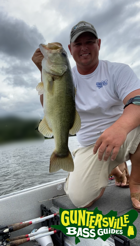 GUNTERSVILLE BASS GUIDES