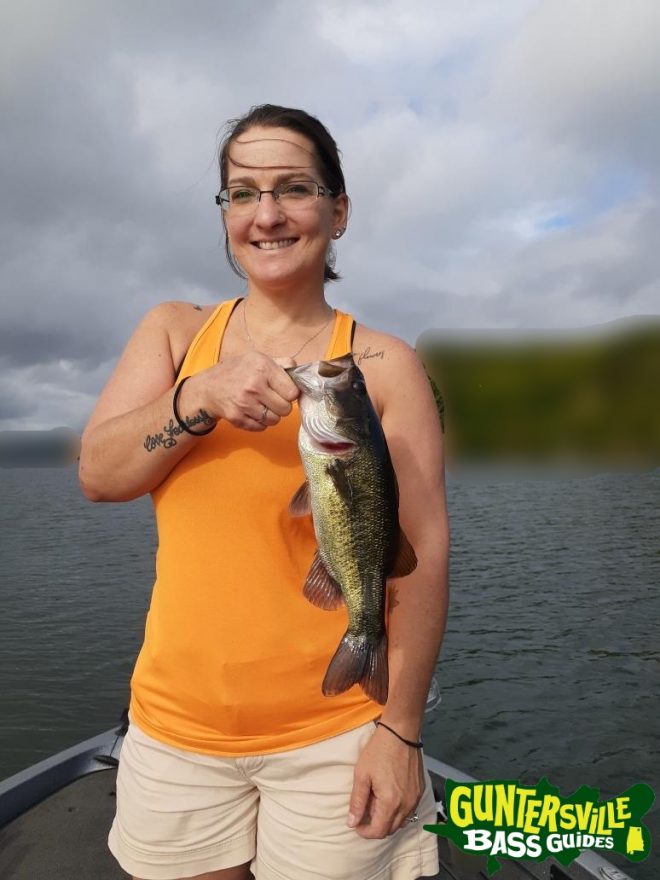 GUNTERSVILLE BASS GUIDES